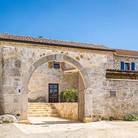 Hébergement de vacances Stone House Dijana Istria Sveti Lovrec *