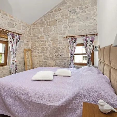 Stone House Dijana Istria Sveti Lovrec Hébergement de vacances